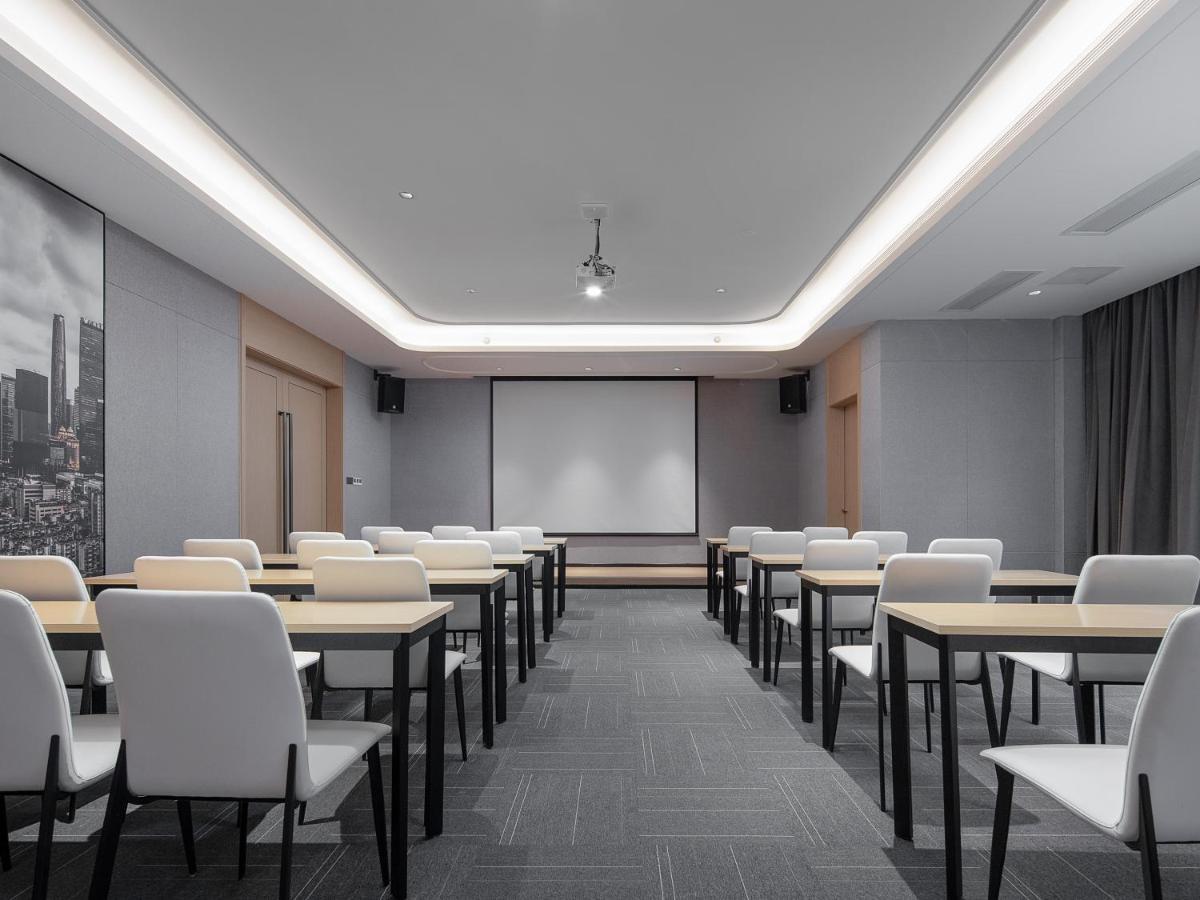 Country Inn & Suites By Radisson - Taishan East Branch Eksteriør billede